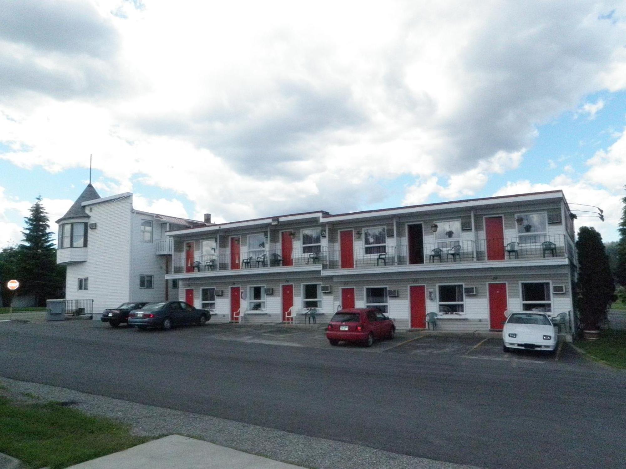 Almo Court Motel 크랜브룩 외부 사진