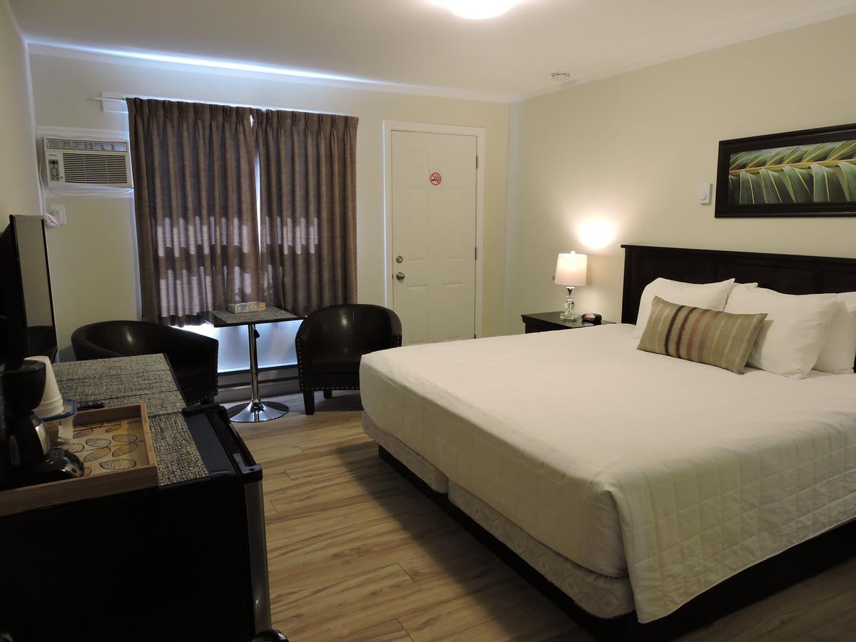 Almo Court Motel 크랜브룩 외부 사진