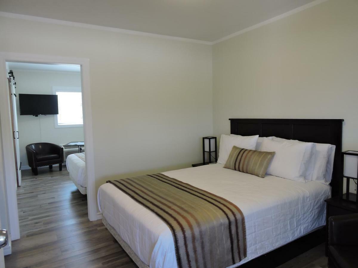 Almo Court Motel 크랜브룩 외부 사진